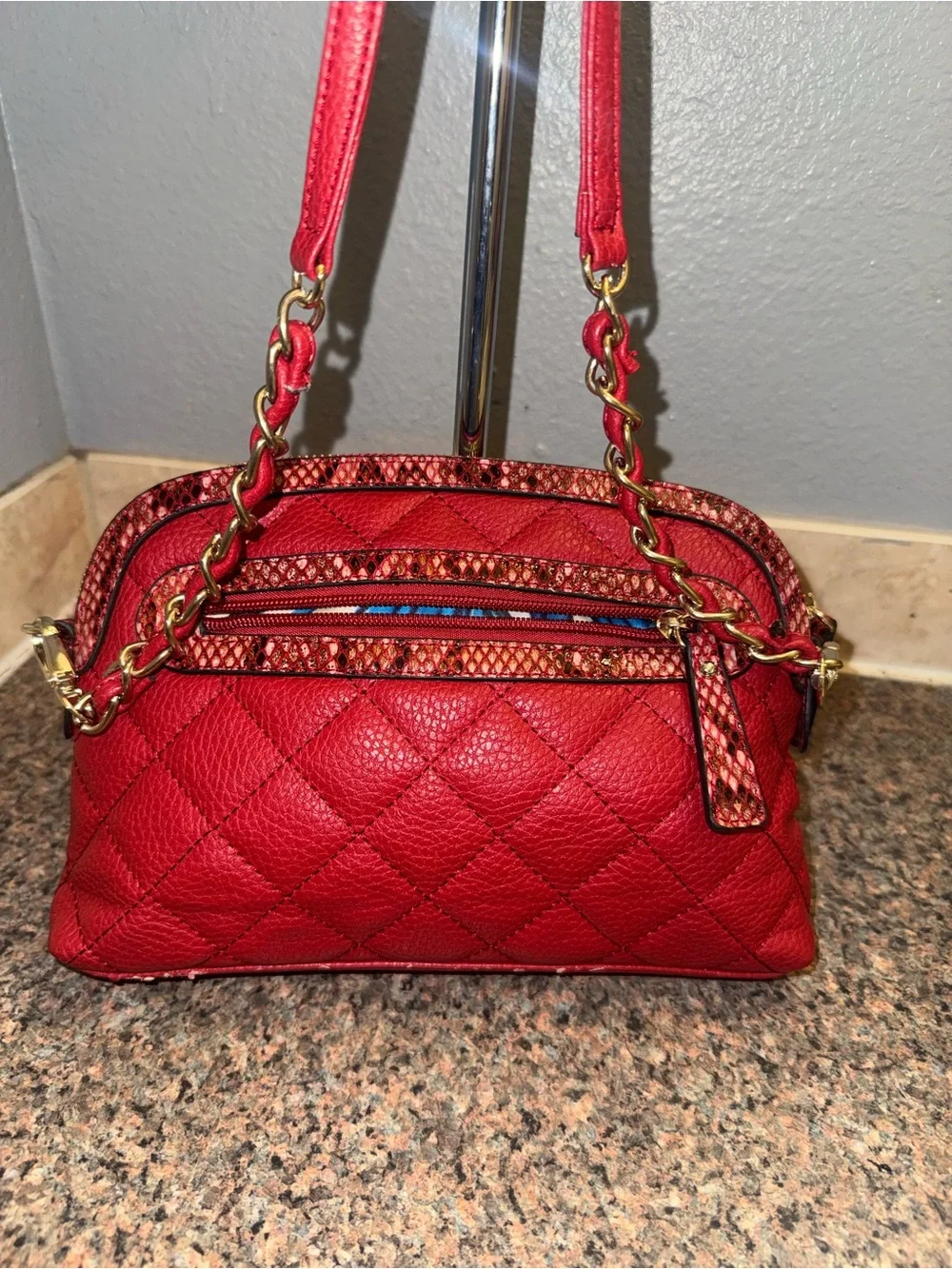 Sharif compact quilted